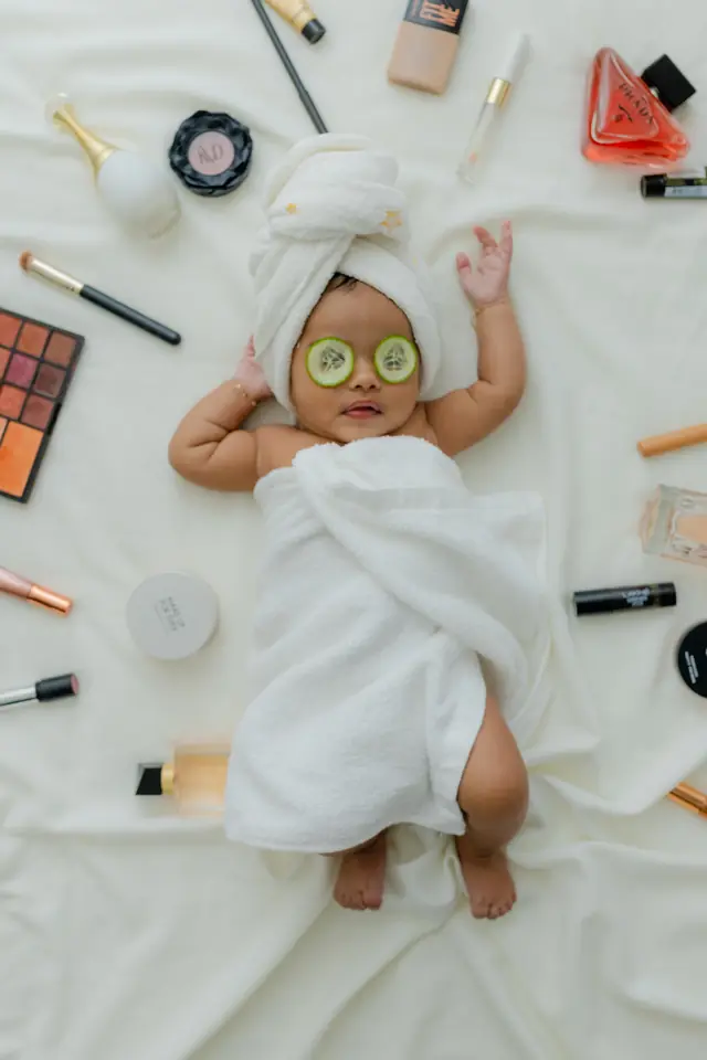 Newborn, spa day — photograph by Ibrahim Ifaaz